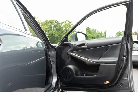 Lexus Is 300H EXECUTIVE EDITION 14