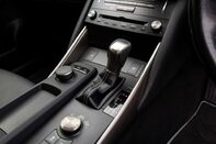 Lexus Is 300H EXECUTIVE EDITION 36