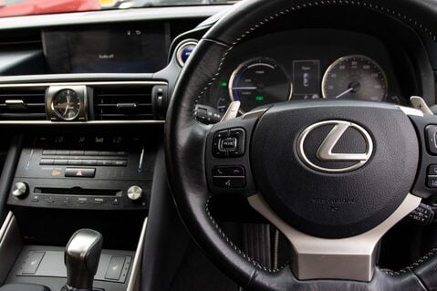 Lexus Is 300H EXECUTIVE EDITION 20