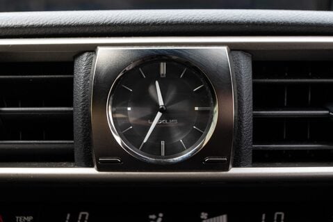 Lexus Is 300H EXECUTIVE EDITION 37
