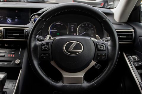Lexus Is 300H EXECUTIVE EDITION 22