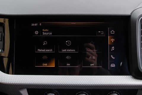 Audi A1 SPORTBACK TFSI S LINE 25