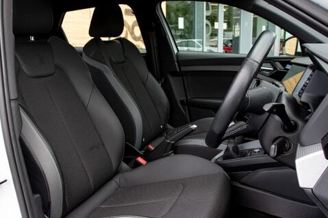 Audi A1 SPORTBACK TFSI S LINE 31
