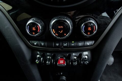 Mini Countryman COOPER D 31