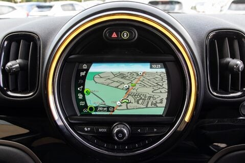 Mini Countryman COOPER D 24