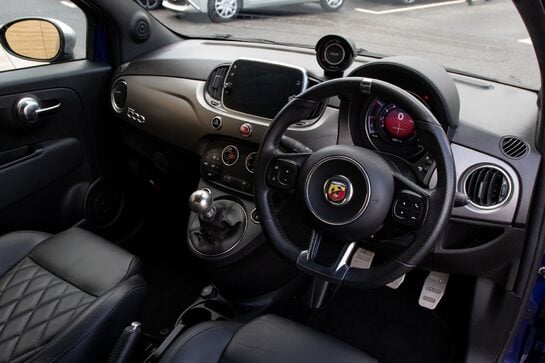 Abarth 500 595C TURISMO