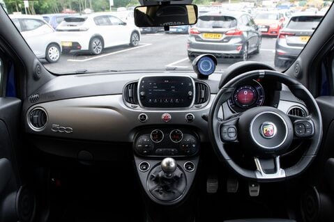Abarth 500 595C TURISMO 3