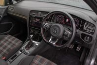 Volkswagen Golf GTI PERFORMANCE TSI DSG 4