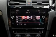Volkswagen Golf GTI PERFORMANCE TSI DSG 21