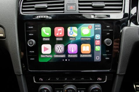 Volkswagen Golf GTI PERFORMANCE TSI DSG 33