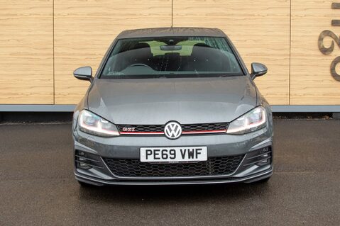 Volkswagen Golf GTI PERFORMANCE TSI DSG 5