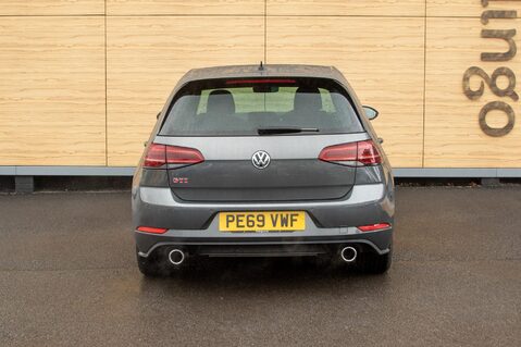 Volkswagen Golf GTI PERFORMANCE TSI DSG 6