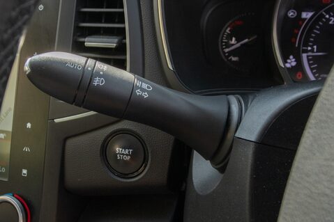Renault Megane SIGNATURE NAV DCI 17