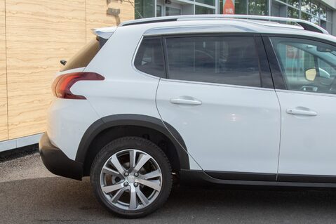 Peugeot 2008 S/S ALLURE 7