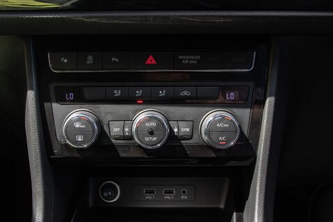 SEAT Ateca TSI EVO XCELLENCE DSG 33