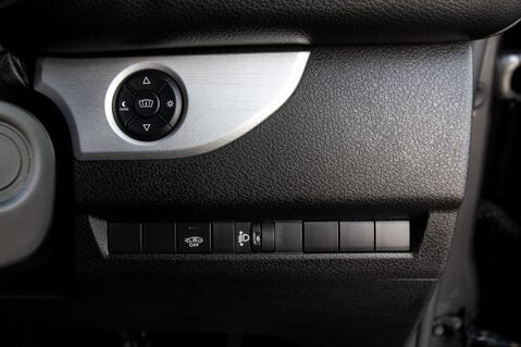 Vauxhall Vivaro Life ELITE L S/S 16