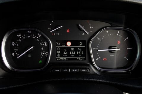 Vauxhall Vivaro Life ELITE L S/S 15