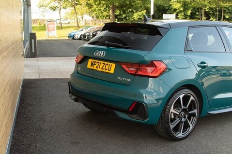 Audi A1 SPORTBACK TFSI S LINE BLACK EDITION 8