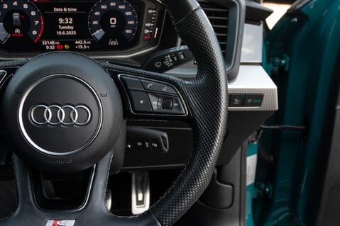Audi A1 SPORTBACK TFSI S LINE BLACK EDITION 20
