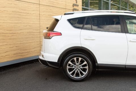 Toyota Rav 4 VVT-I EXCEL AWD TSS 7