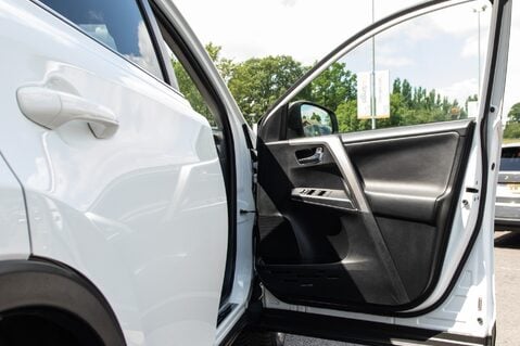 Toyota Rav 4 VVT-I EXCEL AWD TSS 14