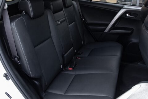 Toyota Rav 4 VVT-I EXCEL AWD TSS 32