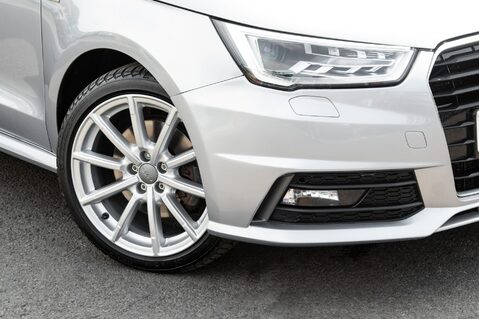 Audi A1 SPORTBACK TDI S LINE 11