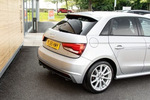 Audi A1 SPORTBACK TDI S LINE 8