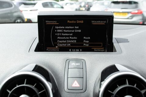 Audi A1 SPORTBACK TDI S LINE 24