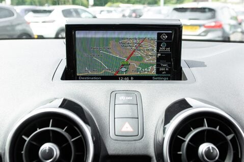 Audi A1 SPORTBACK TDI S LINE 22