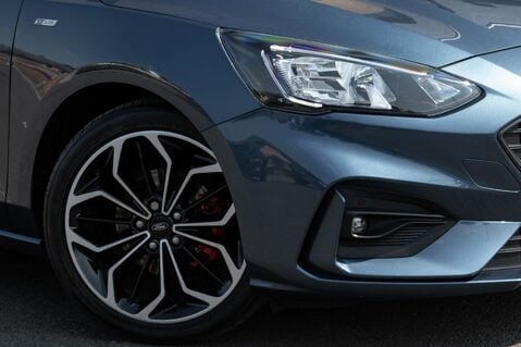 Ford Focus ST-LINE X 11
