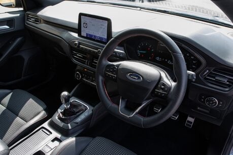 Ford Focus ST-LINE X