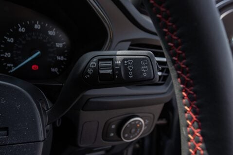Ford Focus ST-LINE X 18