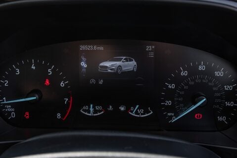 Ford Focus ST-LINE X 15