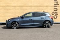 Ford Focus ST-LINE X 13