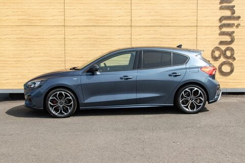 Ford Focus ST-LINE X 13