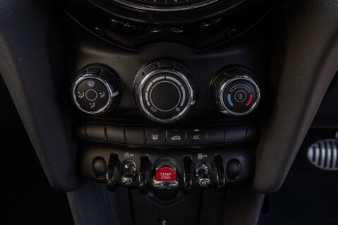 Mini Hatch COOPER SPORT 29