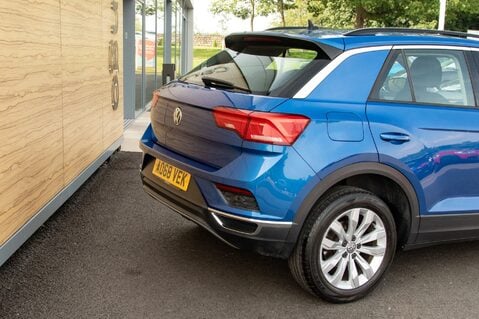 Volkswagen T-Roc SE TSI EVO DSG 8