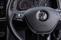 Volkswagen T-Roc SE TSI EVO DSG 19