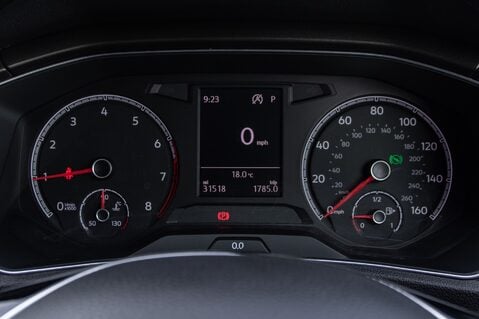 Volkswagen T-Roc SE TSI EVO DSG 15