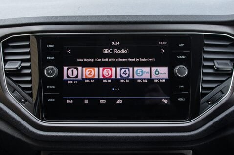 Volkswagen T-Roc SE TSI EVO DSG 22