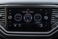 Volkswagen T-Roc SE TSI EVO DSG 27
