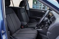 Volkswagen T-Roc SE TSI EVO DSG 31