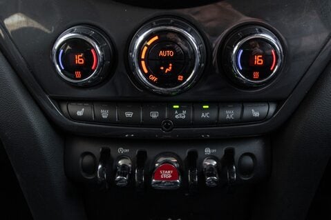 Mini Countryman COOPER ALL4 33