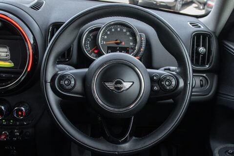 Mini Countryman COOPER ALL4 21