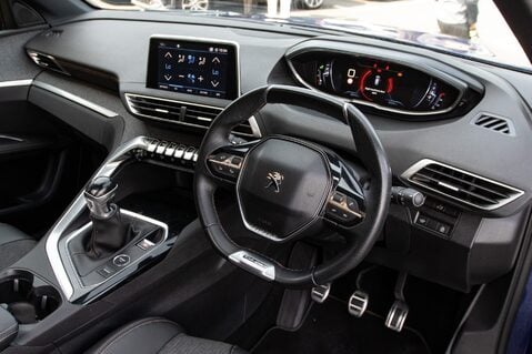 Peugeot 3008 BLUEHDI S/S GT LINE PREMIUM 4