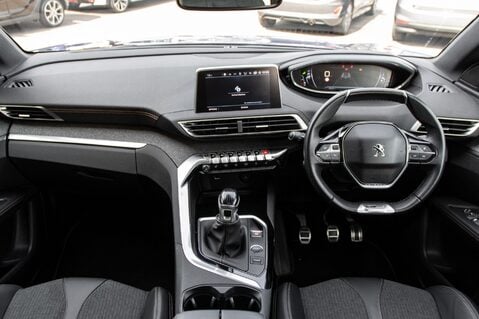 Peugeot 3008 BLUEHDI S/S GT LINE PREMIUM 3
