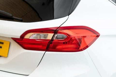 Ford Fiesta ZETEC 9
