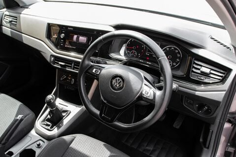 Volkswagen Polo SE TSI 4