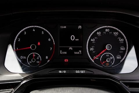 Volkswagen Polo SE TSI 15